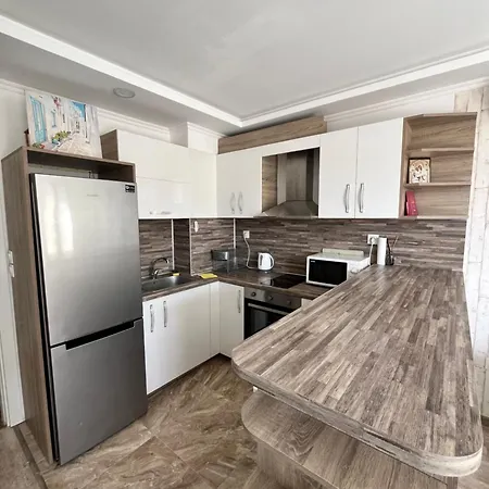 Private In Bbr, Sarafovo Daire